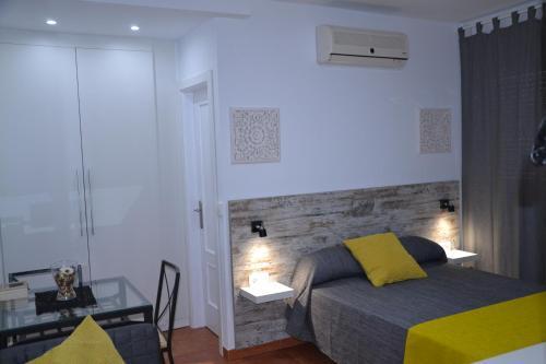 Ferienwohnung El Rincon De La Carihuela Torremolinos Exterior foto
