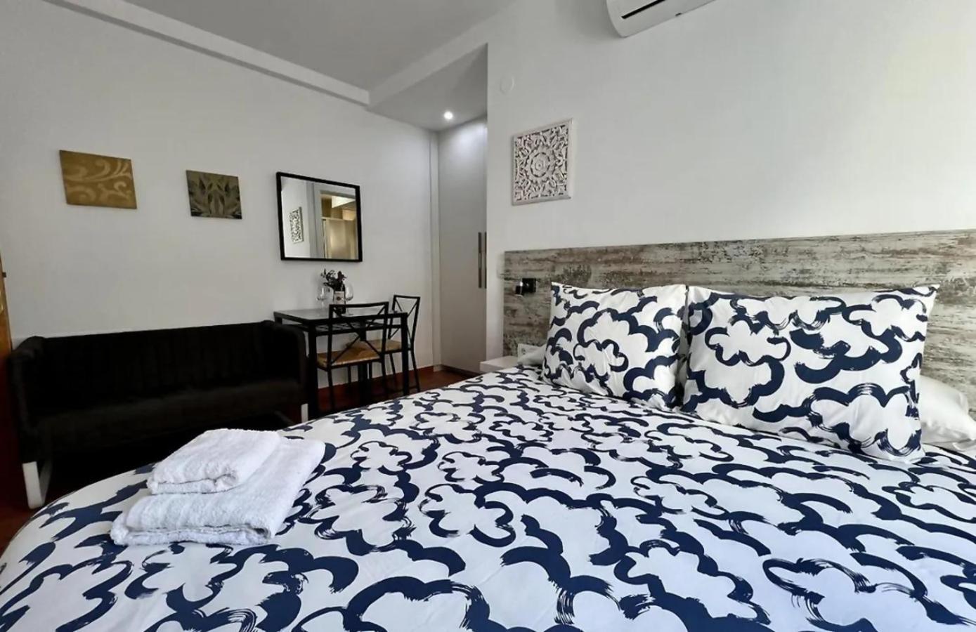 Ferienwohnung El Rincon De La Carihuela Torremolinos Exterior foto